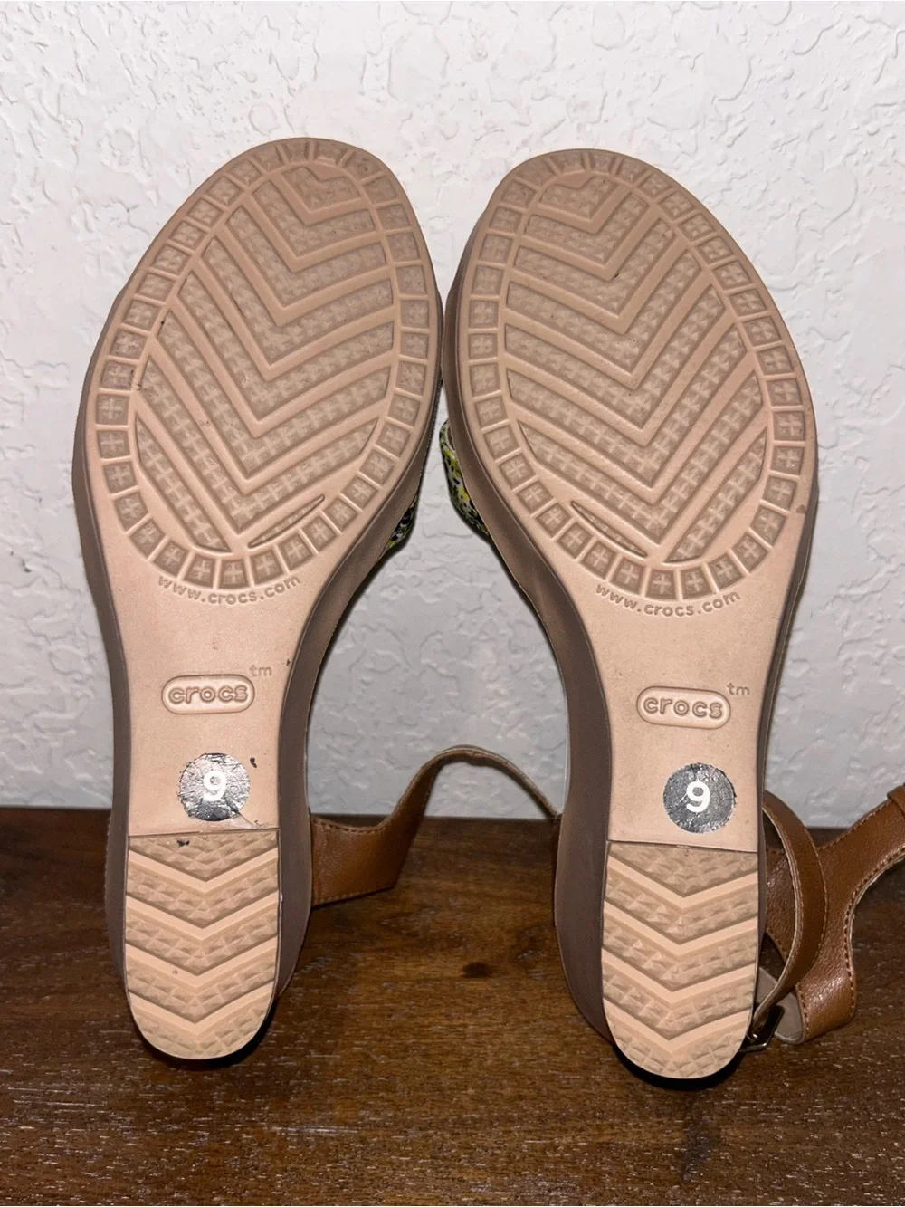 CROCS Leigh II Ankle Strap Wedge Sandal Shoes